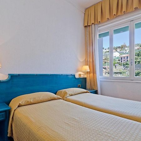 Hotel Ariston Montecarlo Санремо Экстерьер фото